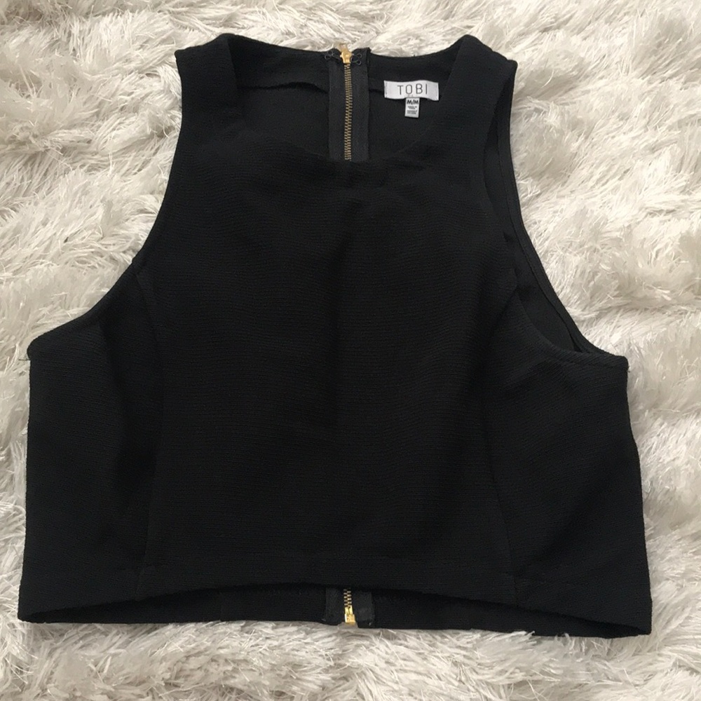 Crop top